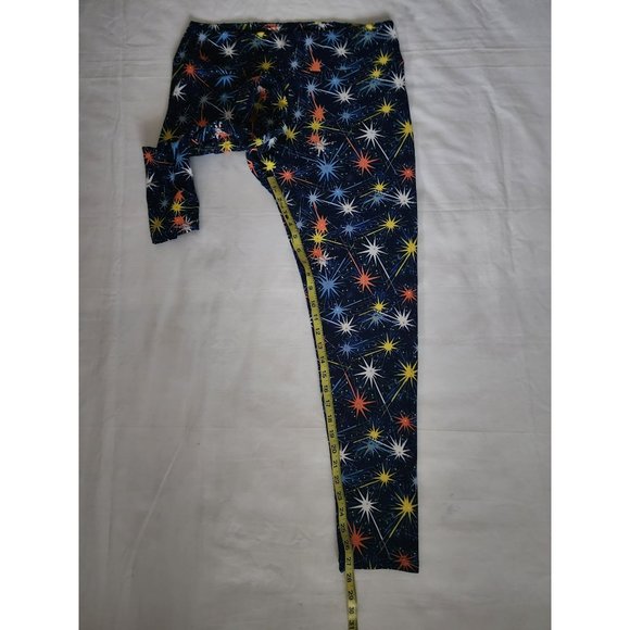 LuLaRoe Women's Star Pattern Americana Leggings Tall And Curvy Size 12-18 - Picture 9 of 10